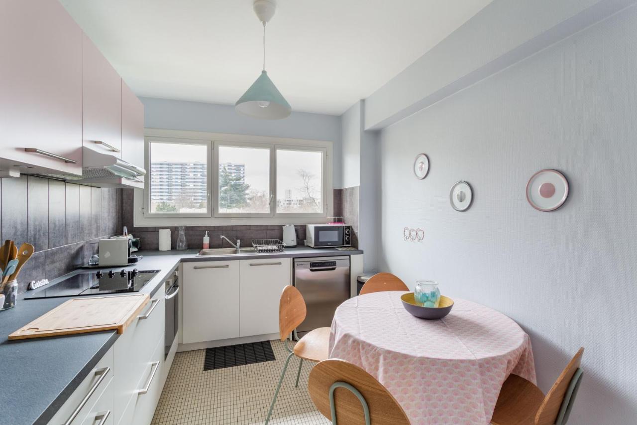 Rosa, Confortable 2 Chambres Avec Parking Dans Le Centre Rennes Exteriör bild