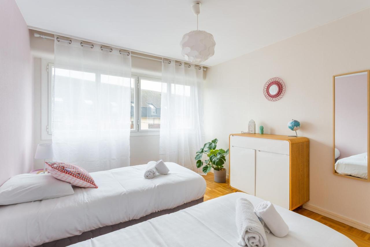 Rosa, Confortable 2 Chambres Avec Parking Dans Le Centre Rennes Exteriör bild